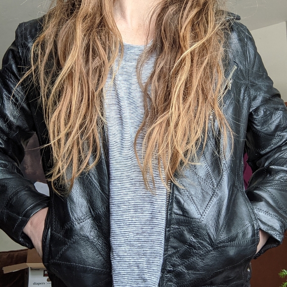 Leather jacket - Picture 3 of 5